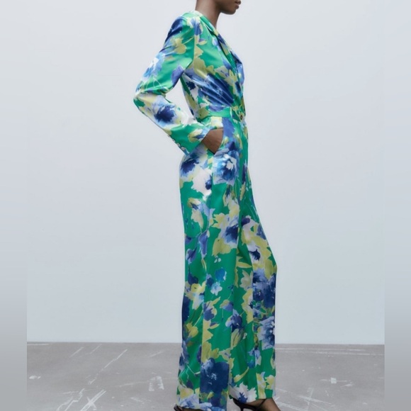 ZARA FLORAL ROMPER - R2503 - Picture 4 of 13